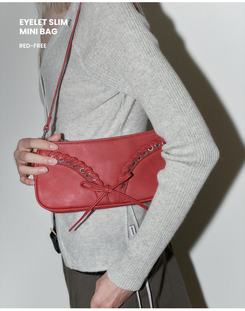 韓国商品/ORDINARY HOLIDAY アイレット スリム ミニバッグ MUSINSA公式 | ORDINARY HOLIDAY Eyelet Slim Mini Bag [3 COLOR]