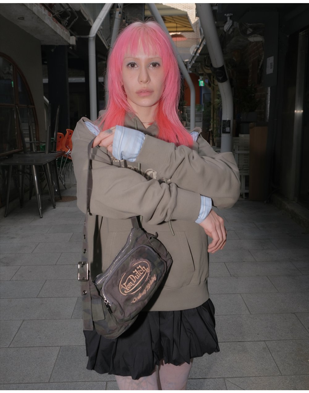 【ORDINARY HOLIDAY x VONDUTCH】fringe bag / 追跡付 MUSINSA公式 | ORDINARY HOLIDAY [VONDUTCH] Fringe Bag [CHARCOAL]